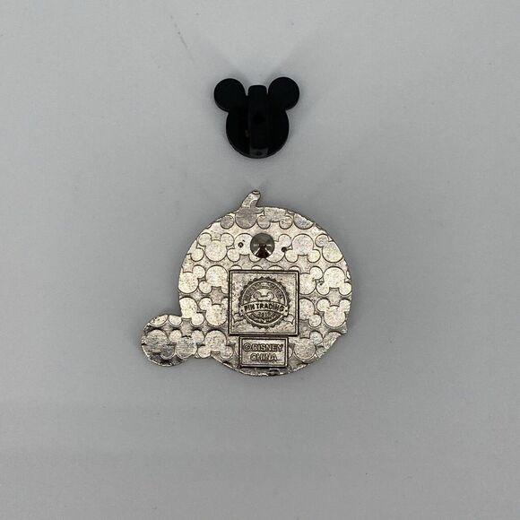 Disney Pin 80042 Hip Lanyard Nightmare Before Christmas Lock Shock and Barrel - Picture 2 of 4